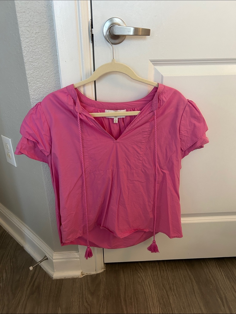 Women’s Hot Pink V‑Neck Tassel Tie Short Sleeve Blouse